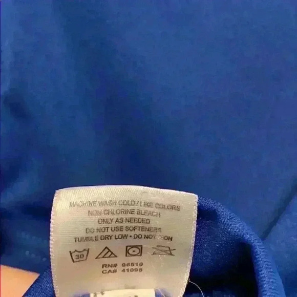 ✨UnderArmour Lightweight Jacket in Great Condition - Picture 5 of 5